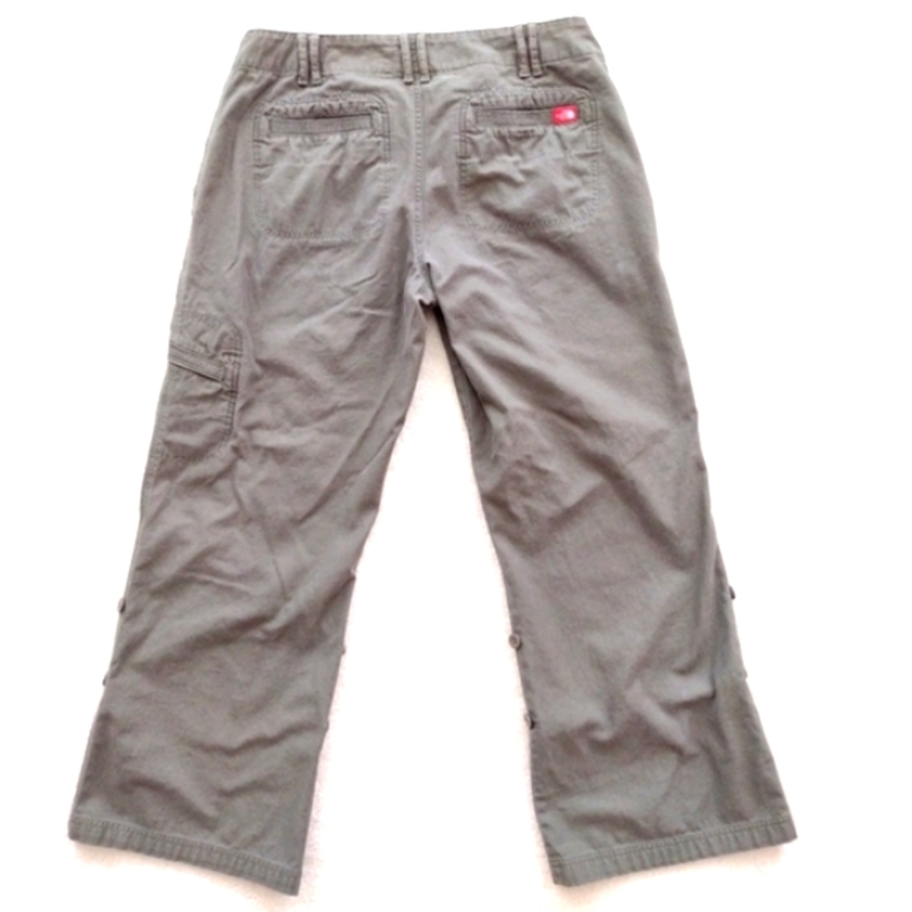 The North Face AV2U Roll Up Cargo Pants Women’s Outdoor Hiking Adjustable Olive